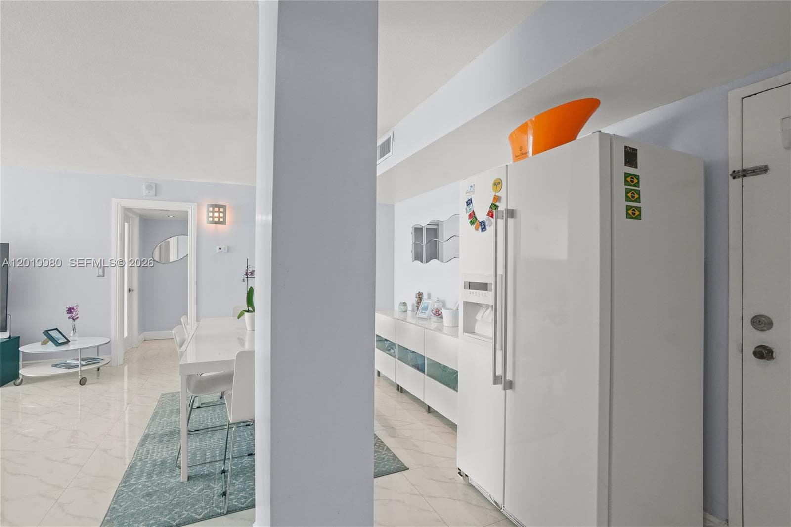 7135 Collins Ave # 712, Miami Beach FL 33141 — 6
