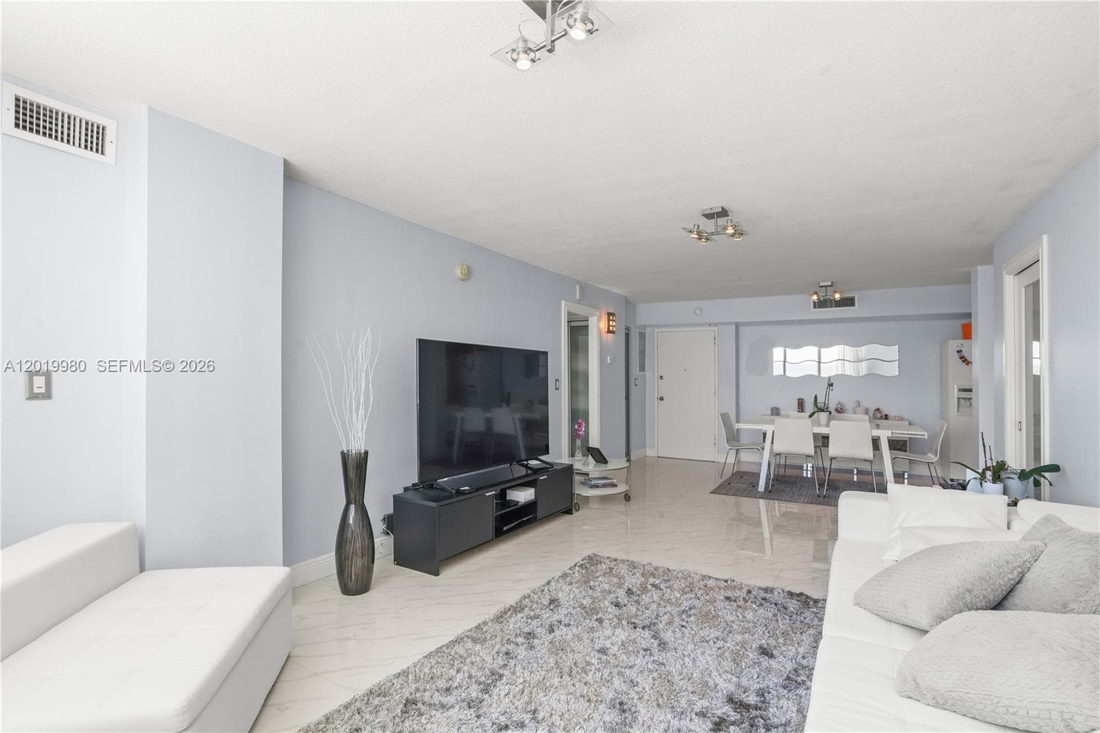 7135 Collins Ave # 712, Miami Beach FL 33141 — 11