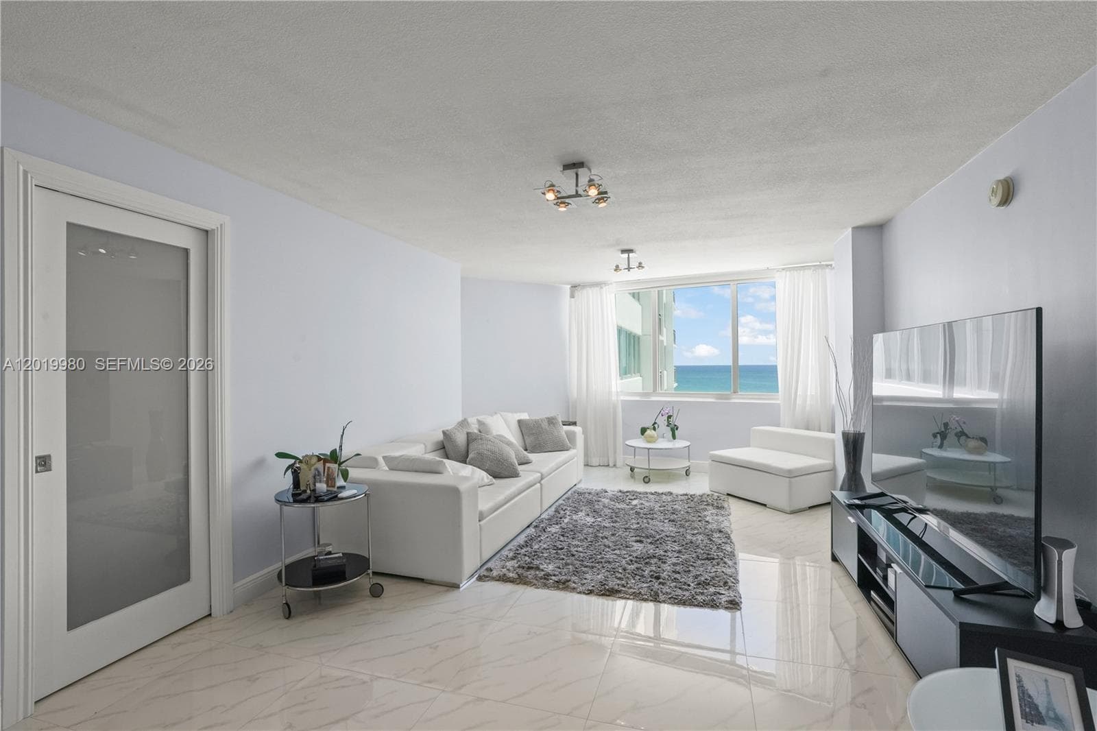 7135 Collins Ave # 712, Miami Beach FL 33141 — 8