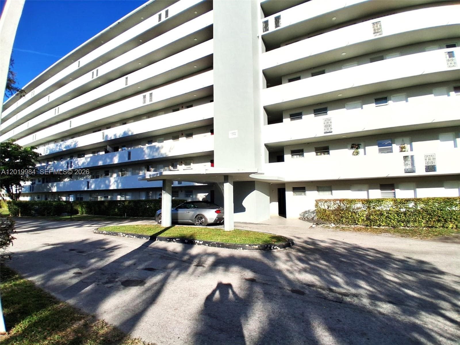 1770 NE 191st St # 1, Miami FL 33179 — 6