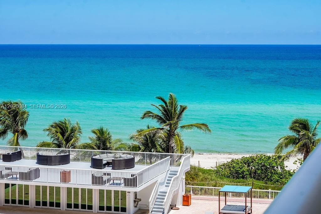 5401 Collins Ave # 1213, Miami Beach FL 33140 — 4