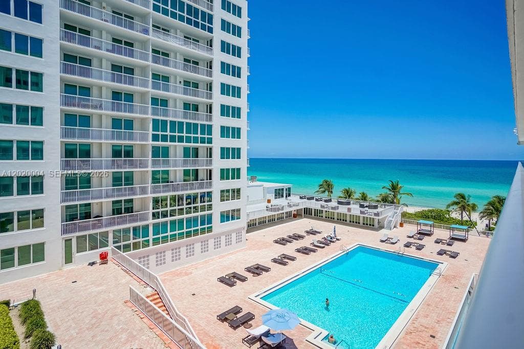 5401 Collins Ave # 1213, Miami Beach FL 33140 — 8