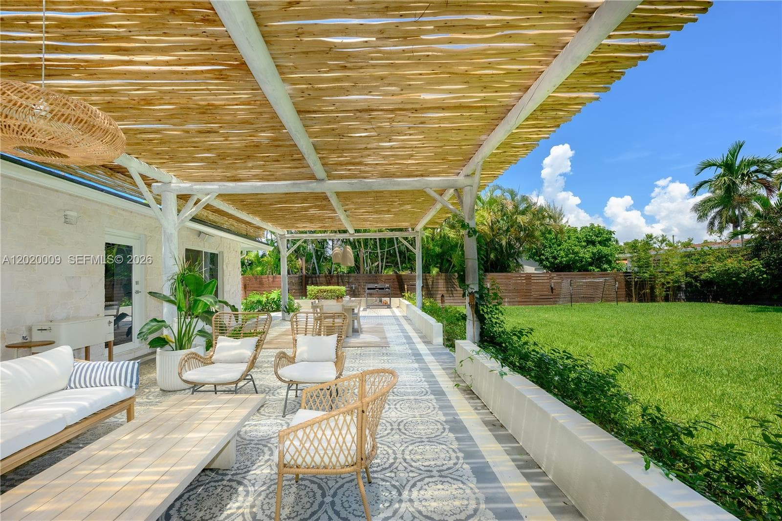 465 NE 112th St, Miami FL 33161 — 27