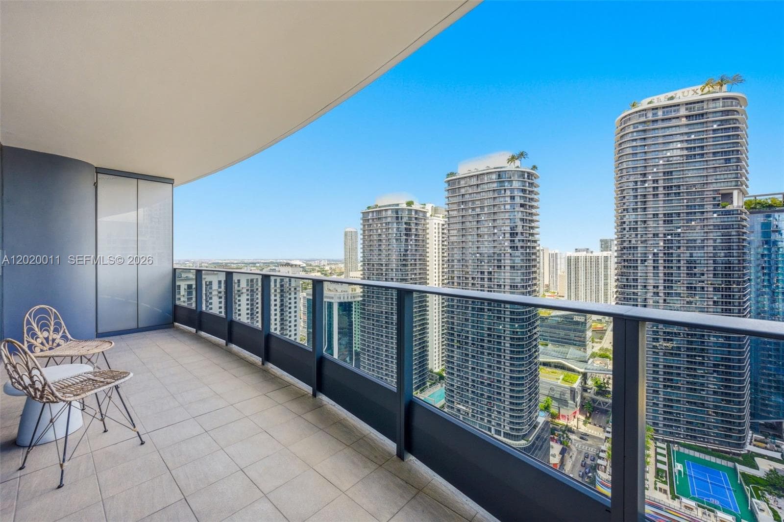 1000 Brickell Plz # 4014, Miami FL 33131 — 23