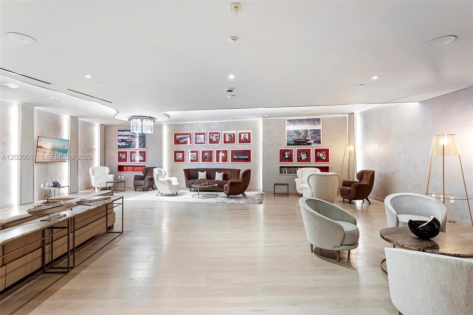 1000 Brickell Plz # 4014, Miami FL 33131 — 32