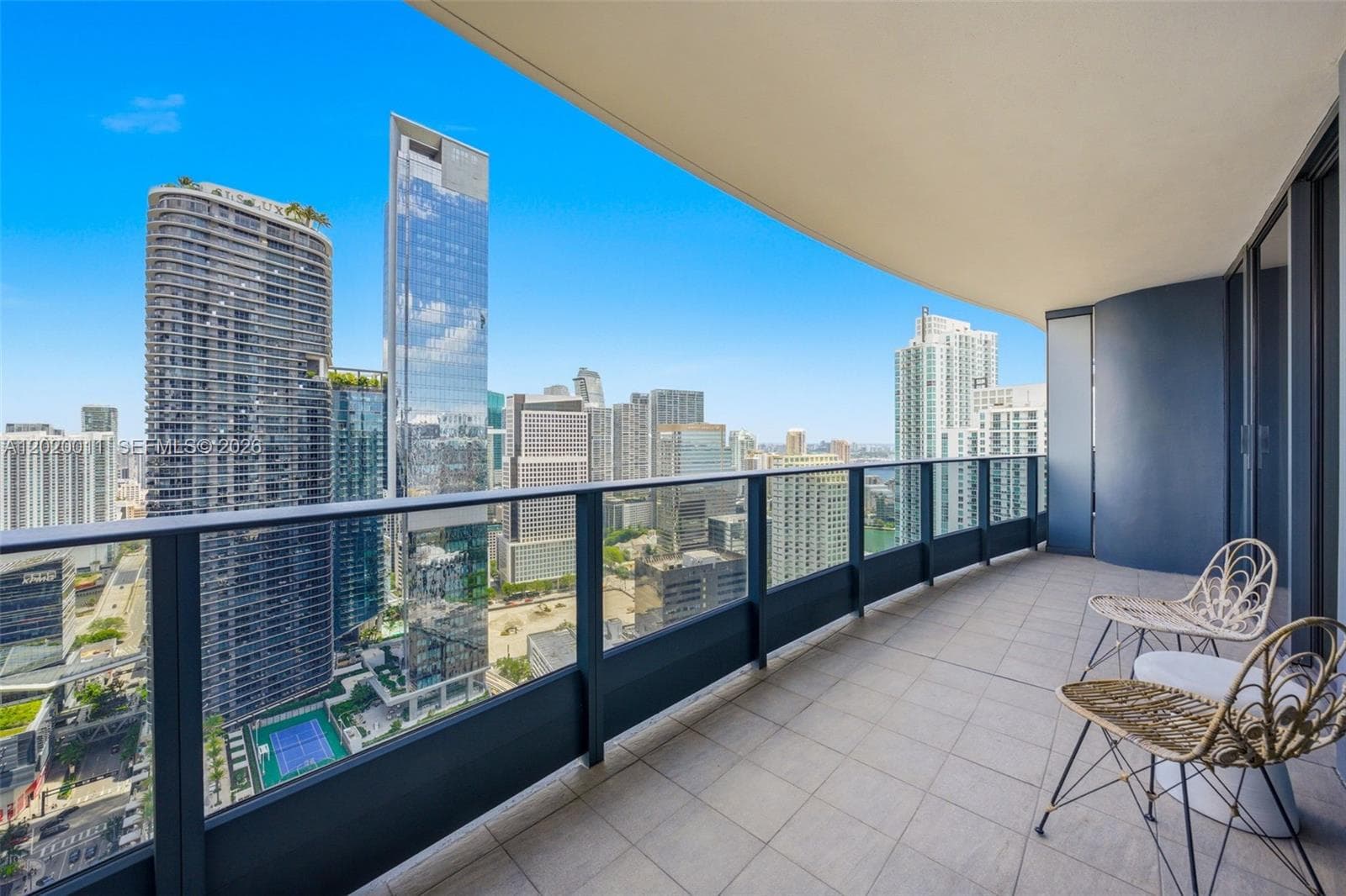 1000 Brickell Plz # 4014, Miami FL 33131 — 1