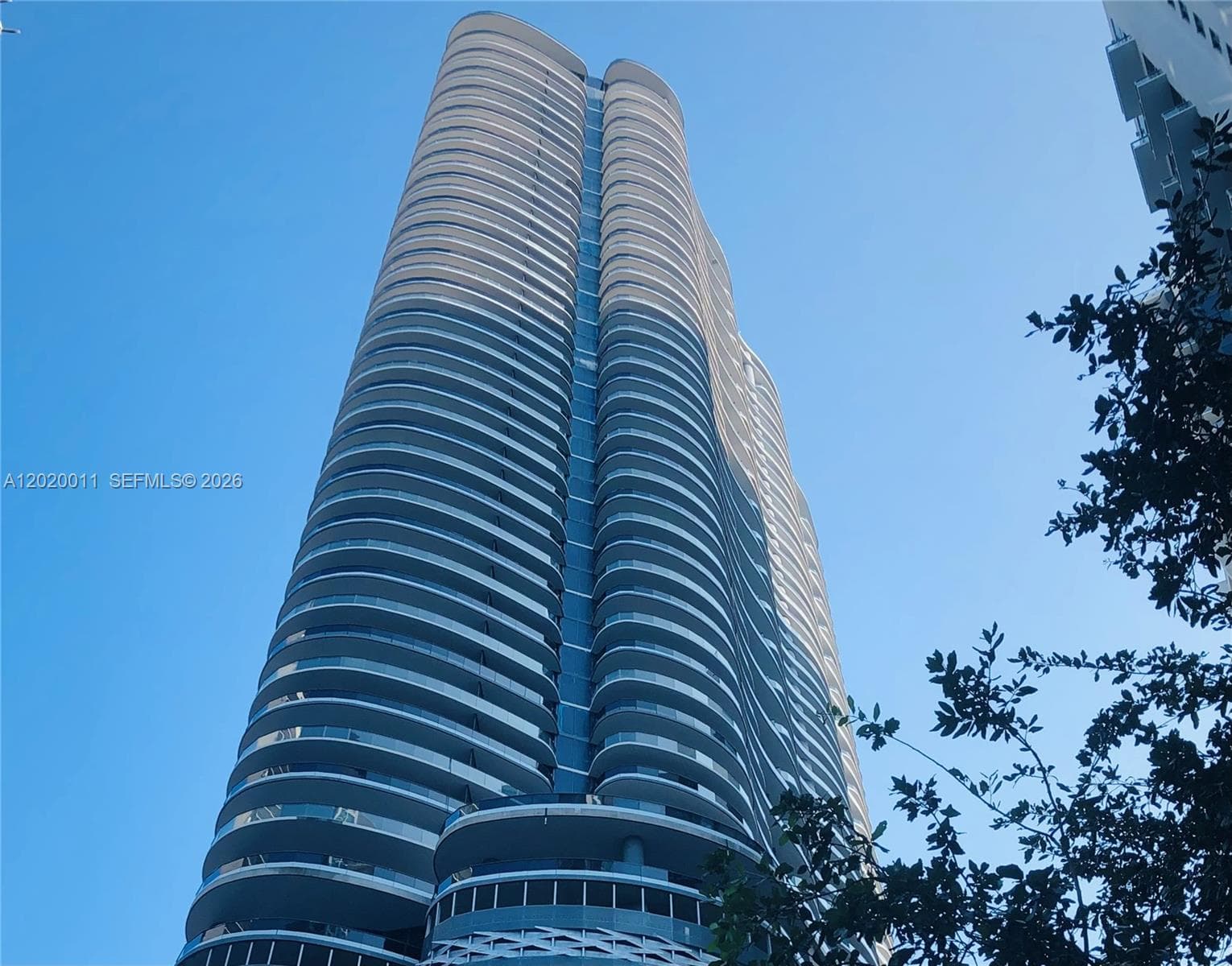 1000 Brickell Plz # 4014, Miami FL 33131 — 28