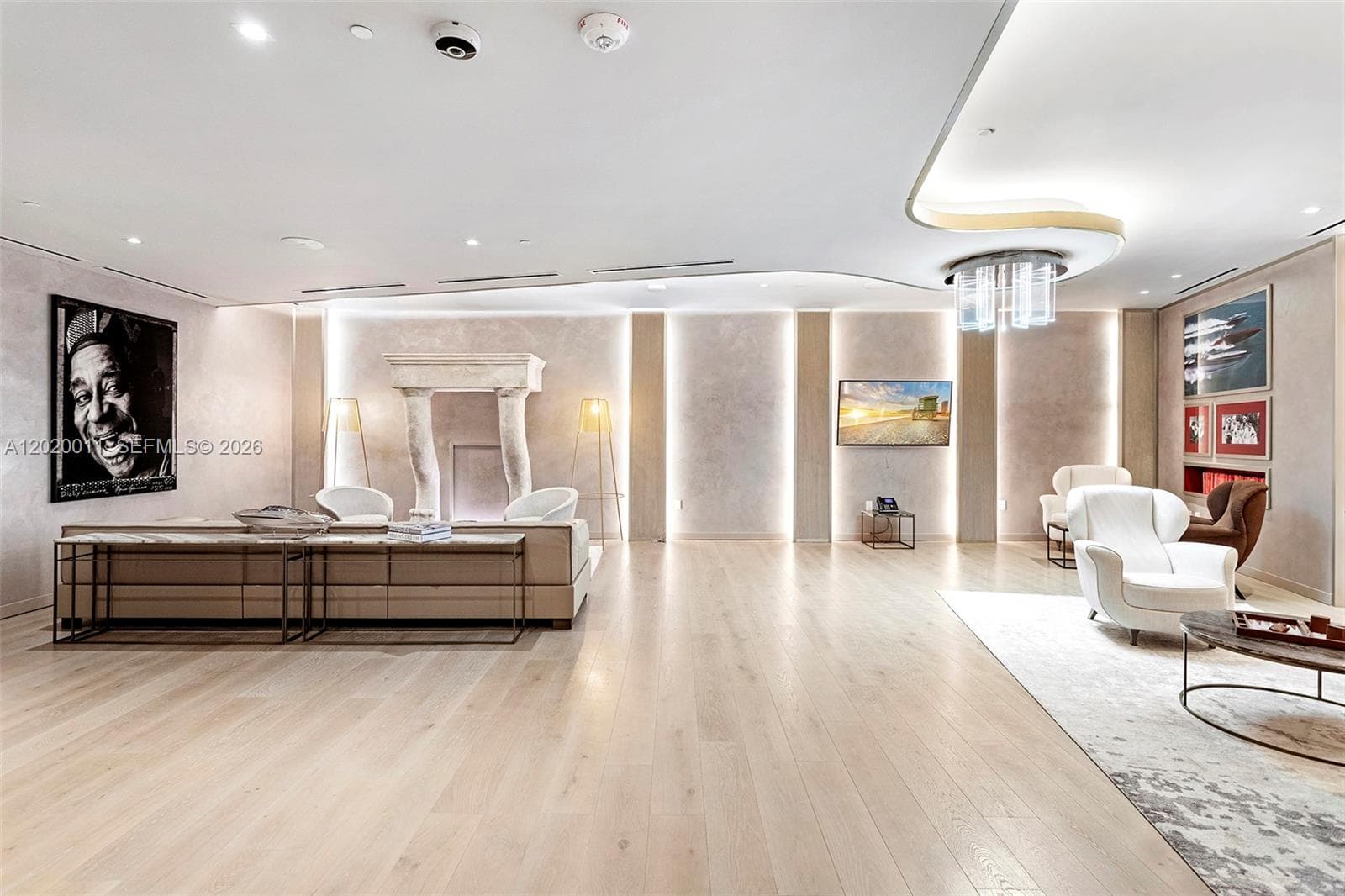 1000 Brickell Plz # 4014, Miami FL 33131 — 34