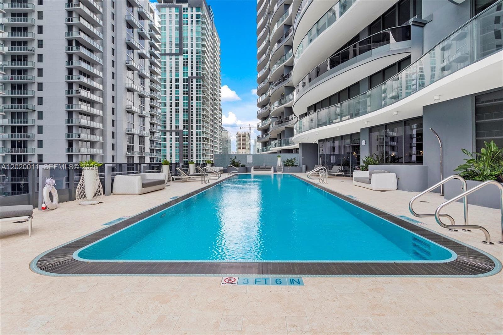 1000 Brickell Plz # 4014, Miami FL 33131 — 38