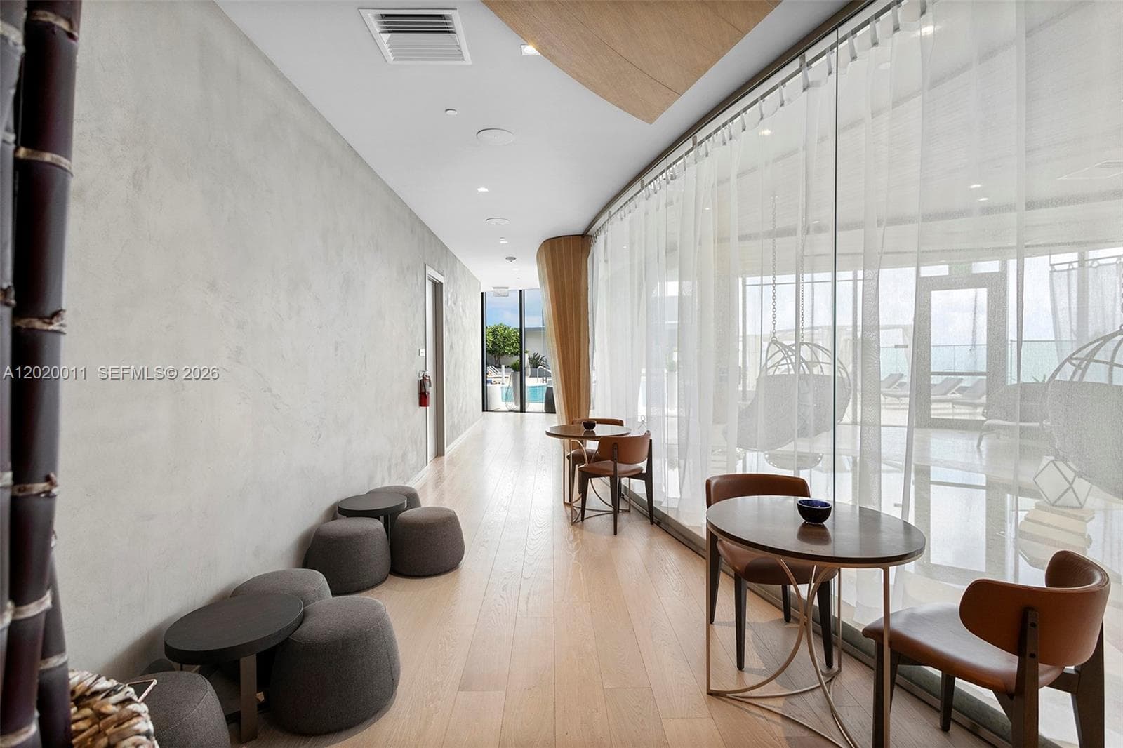1000 Brickell Plz # 4014, Miami FL 33131 — 51