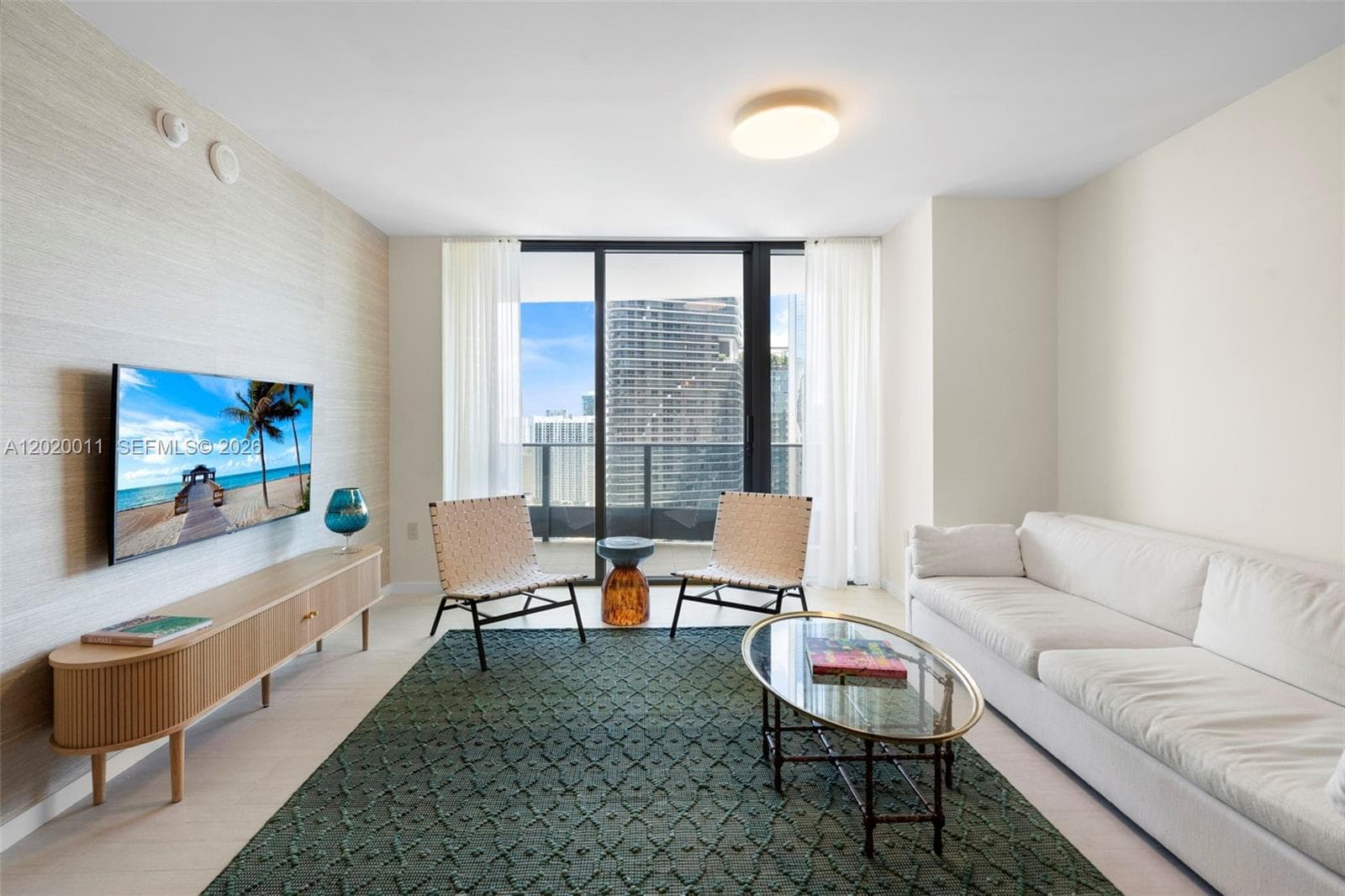 1000 Brickell Plz # 4014, Miami FL 33131 — 4