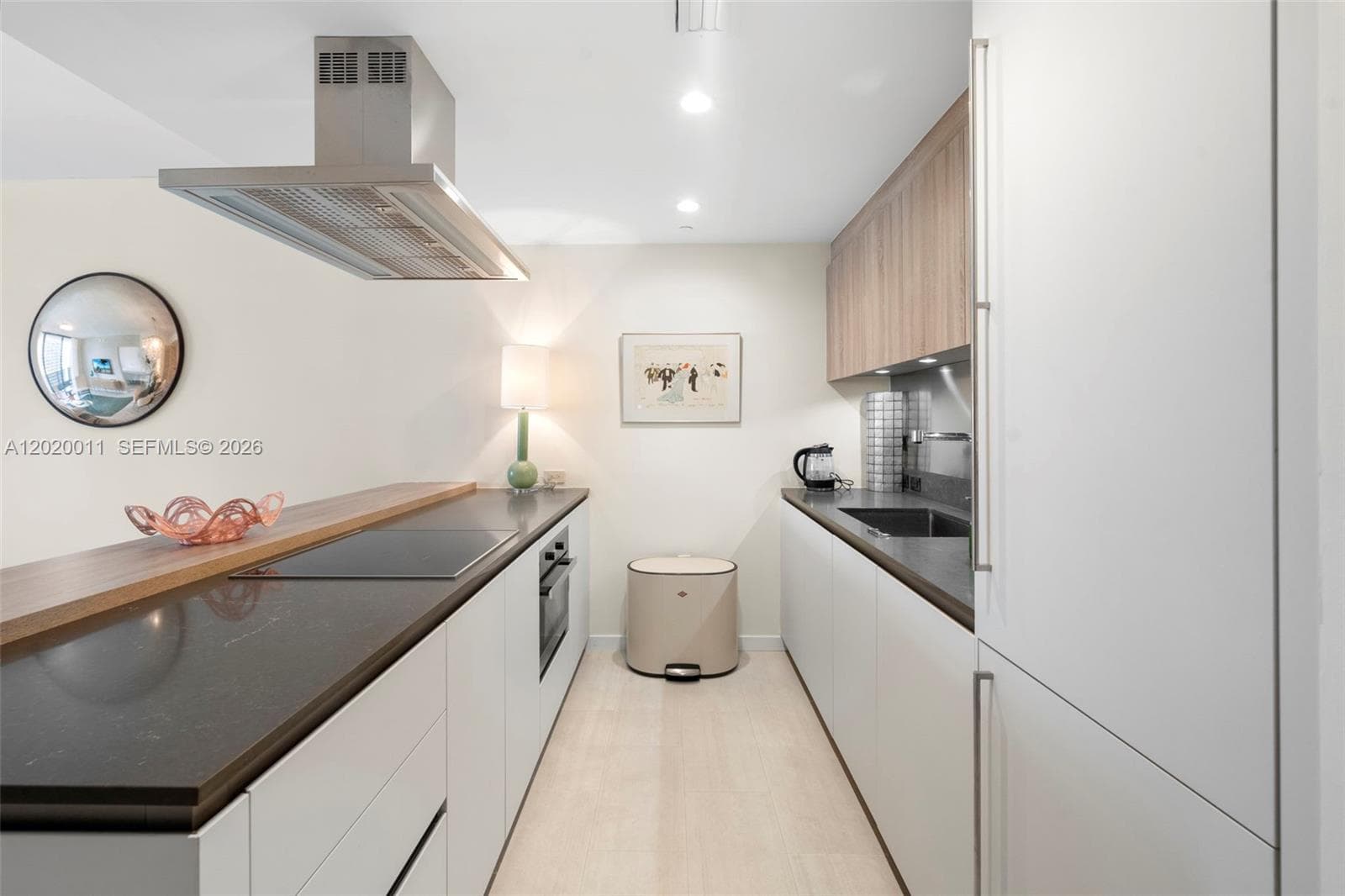 1000 Brickell Plz # 4014, Miami FL 33131 — 8