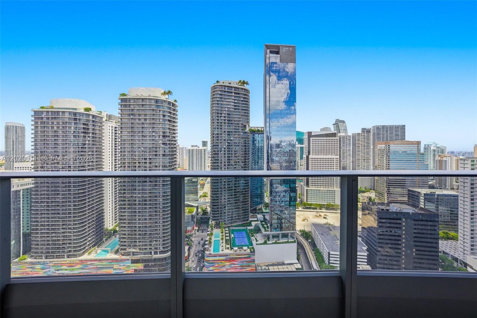 1000 Brickell Plz # 4014, Miami FL 33131 — 25