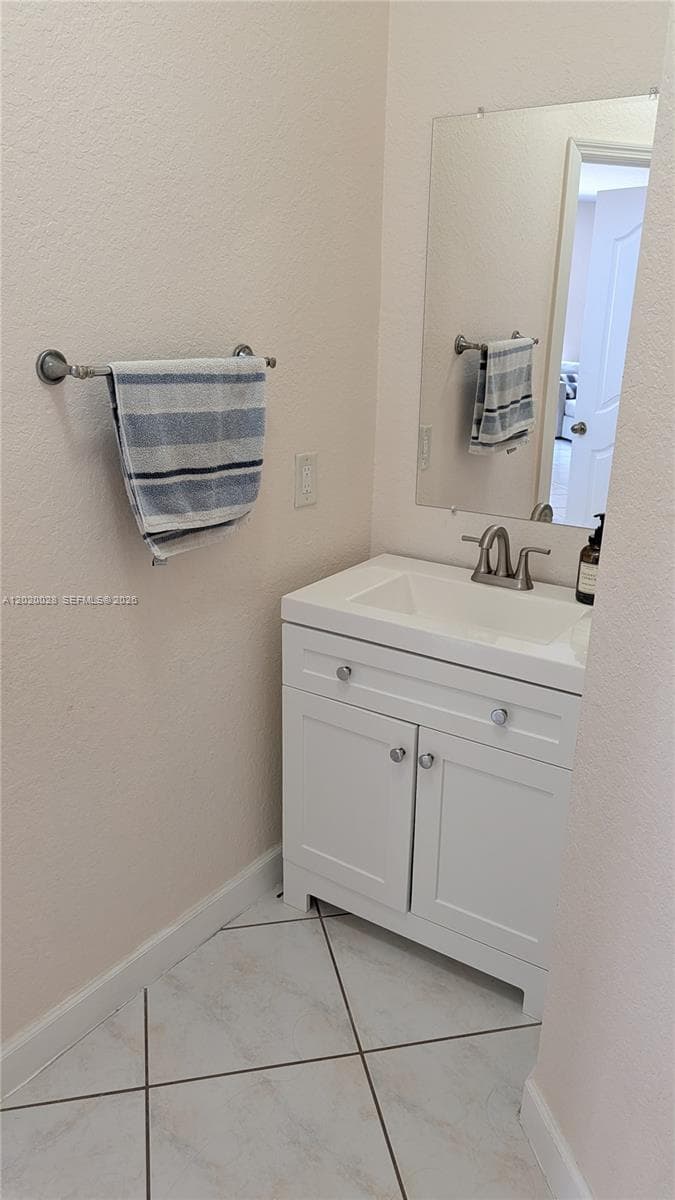 2882 NE 4th St, Homestead FL 33033 — 25