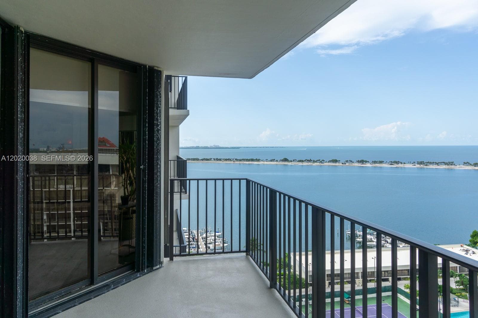 1901 Brickell Ave # B2004, Miami FL 33129 — 1
