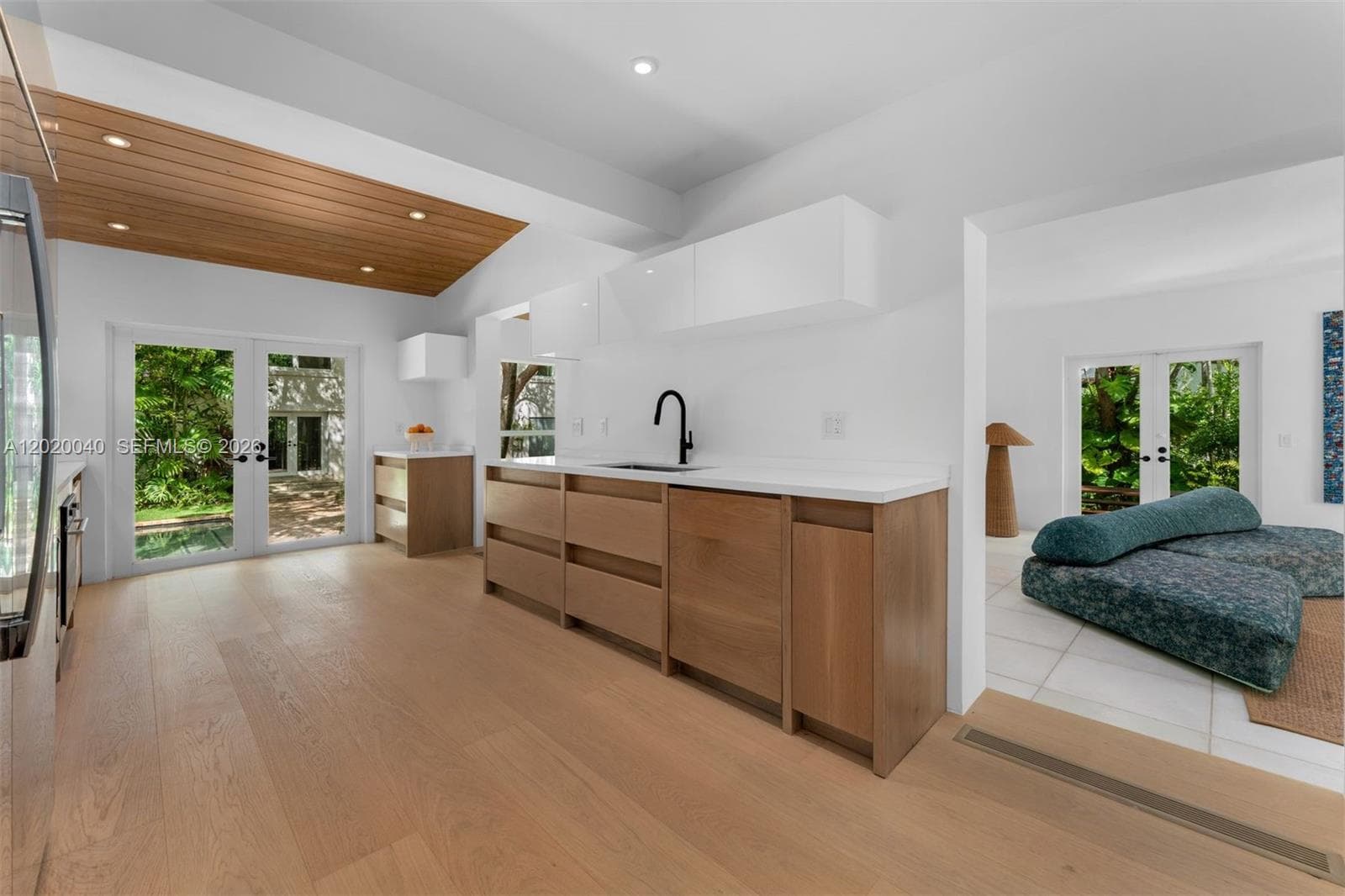 5812 Alton Rd, Miami Beach FL 33140 — 10