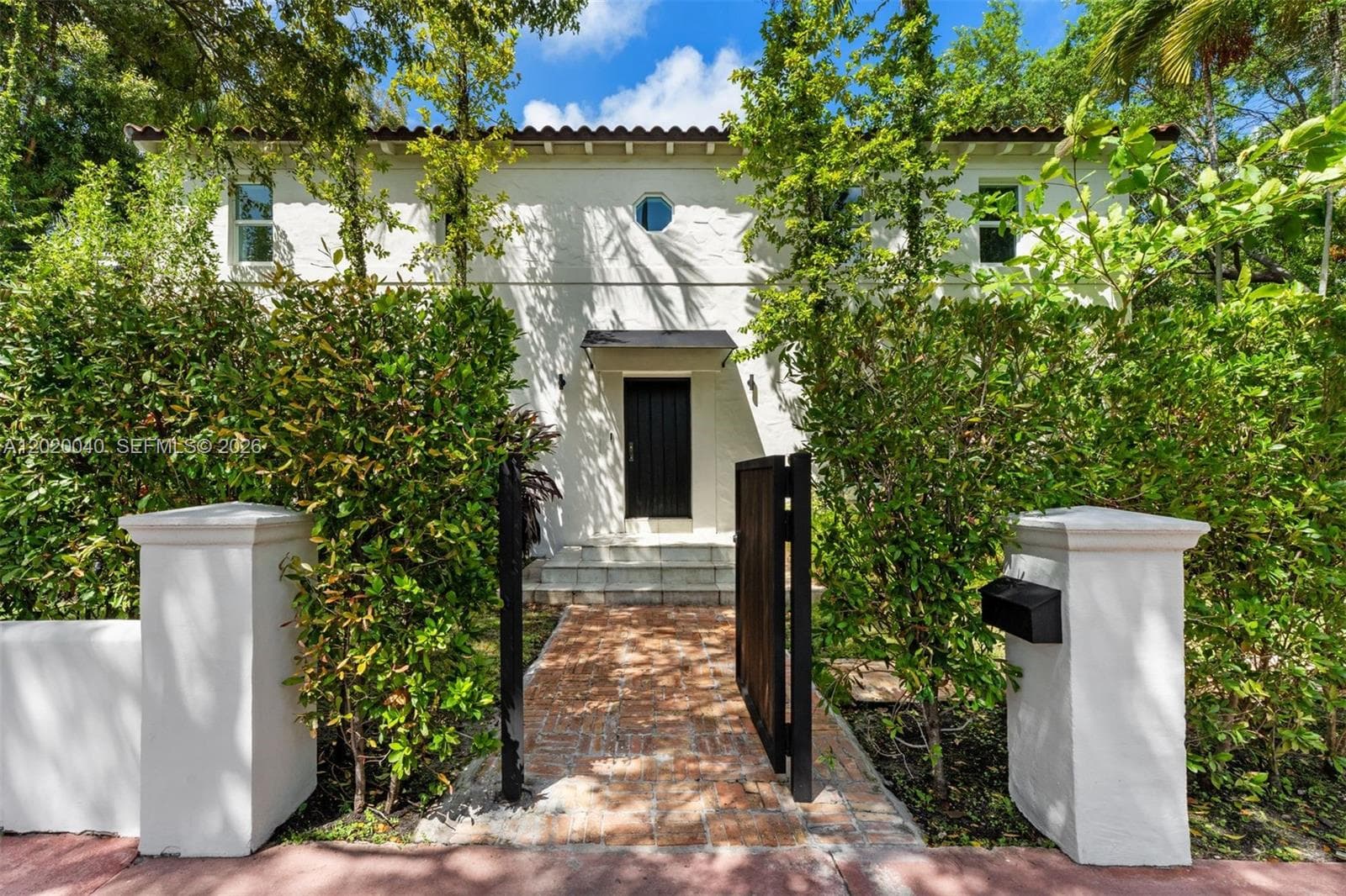 5812 Alton Rd, Miami Beach FL 33140 — 37