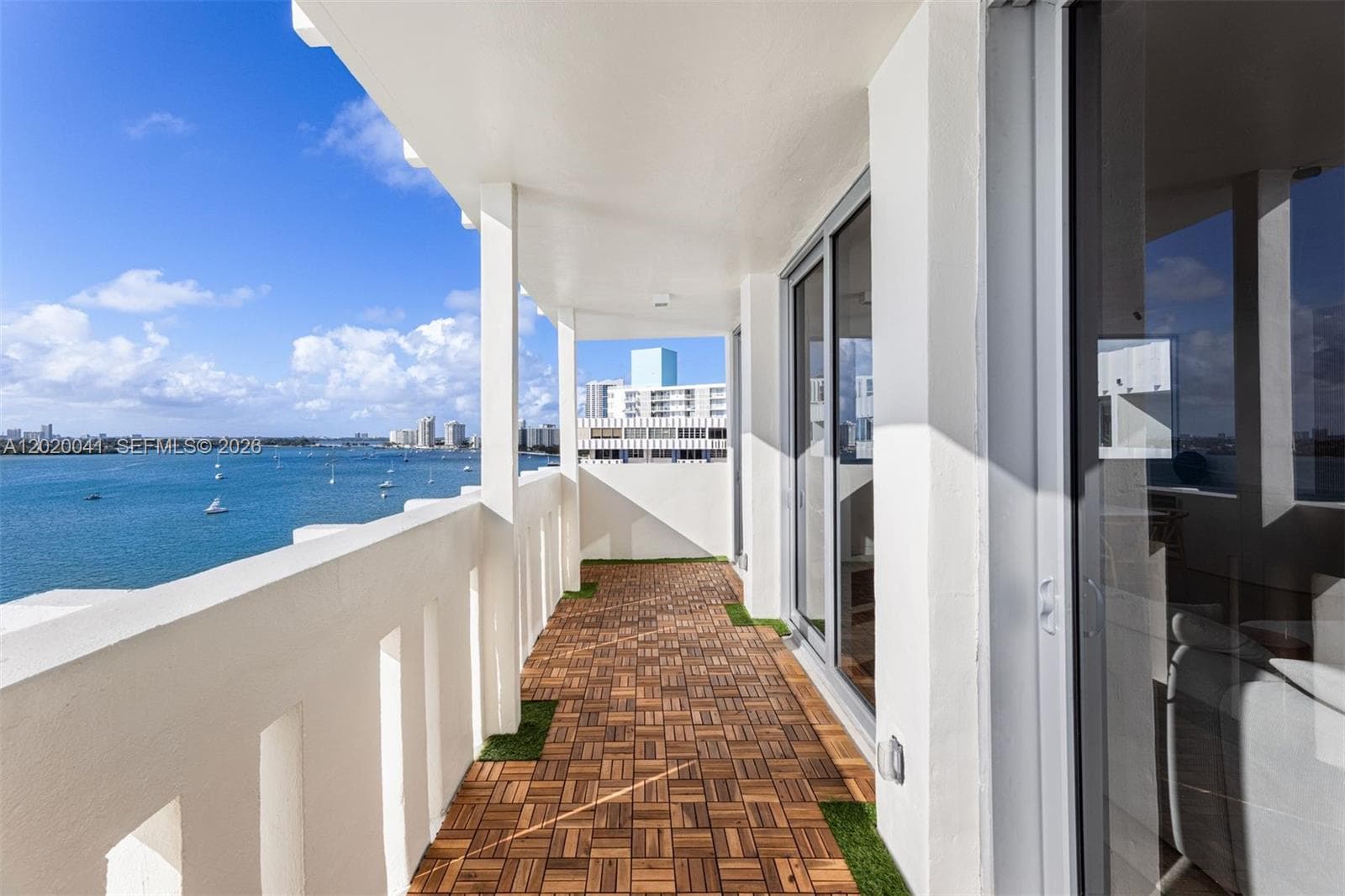 800 West Ave, Miami Beach FL 33139 — 30
