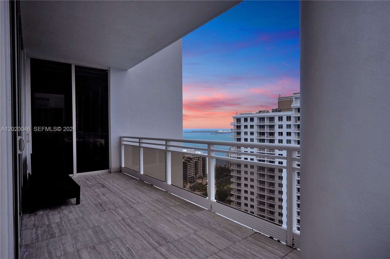 901 Brickell Key Blvd # 3204, Miami FL 33131 — 3