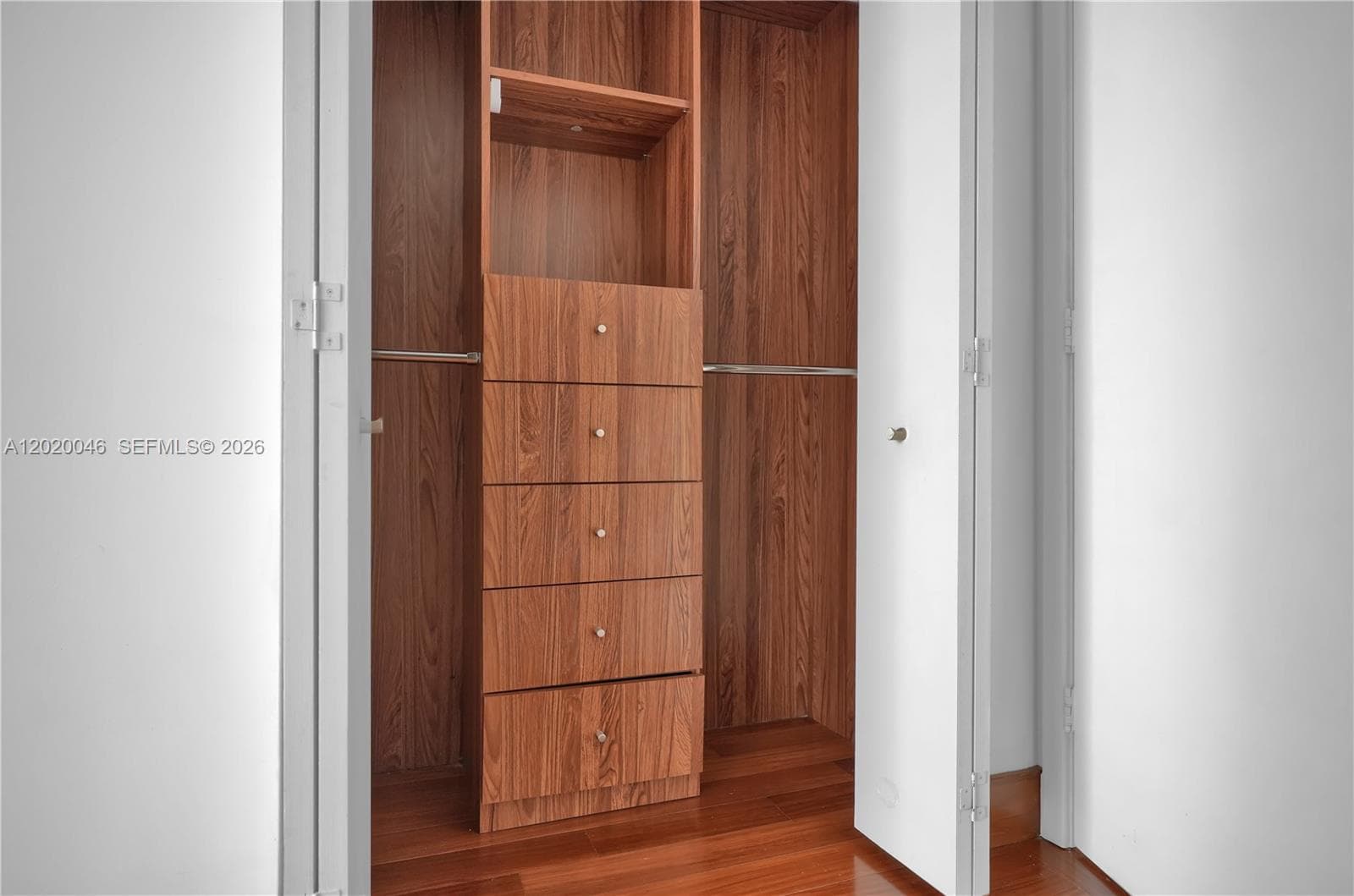 901 Brickell Key Blvd # 3204, Miami FL 33131 — 30