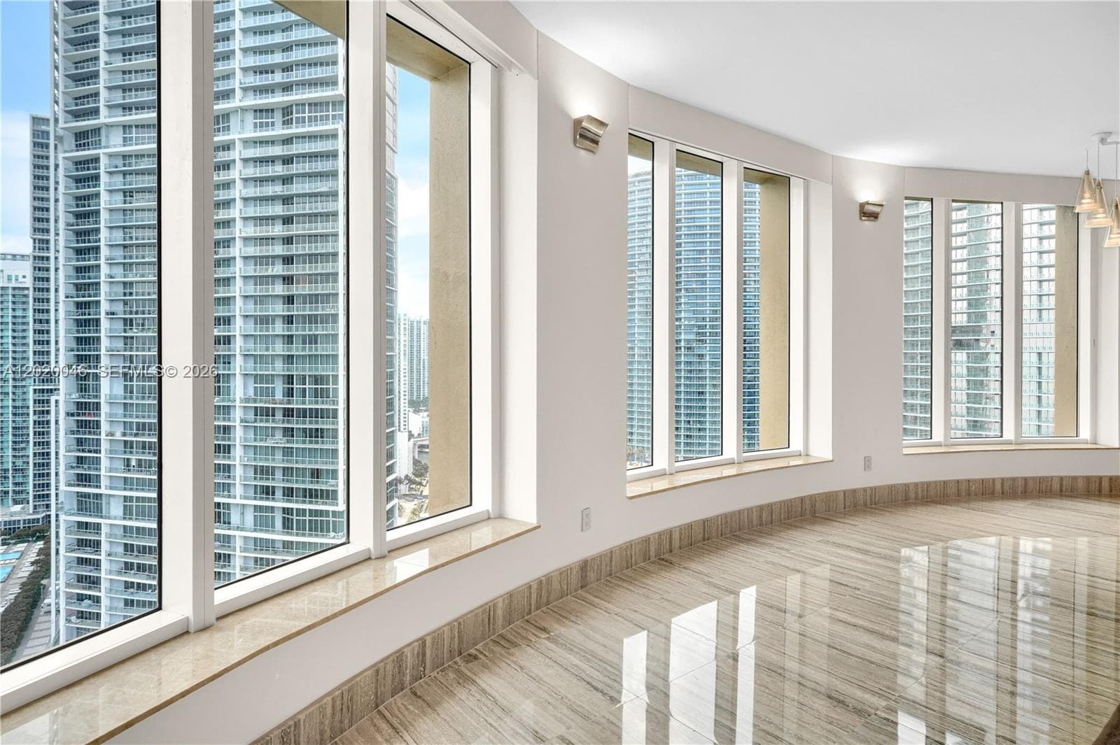 901 Brickell Key Blvd # 3204, Miami FL 33131 — 34