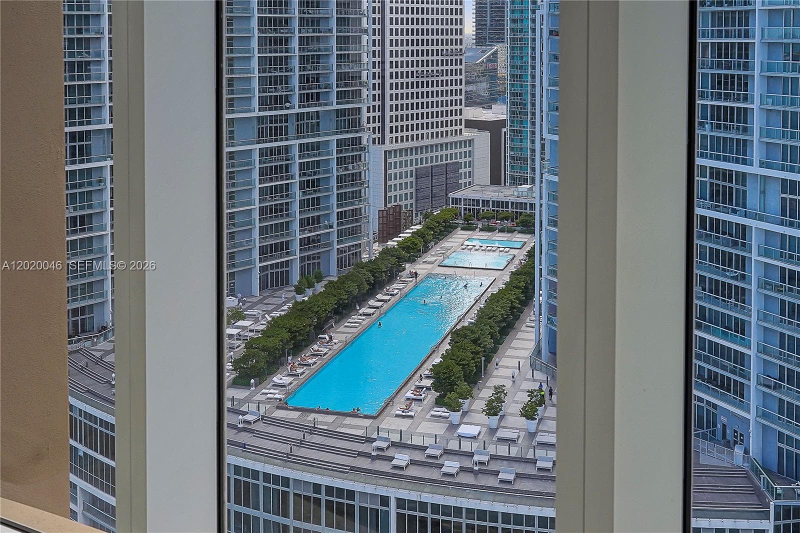 901 Brickell Key Blvd # 3204, Miami FL 33131 — 54