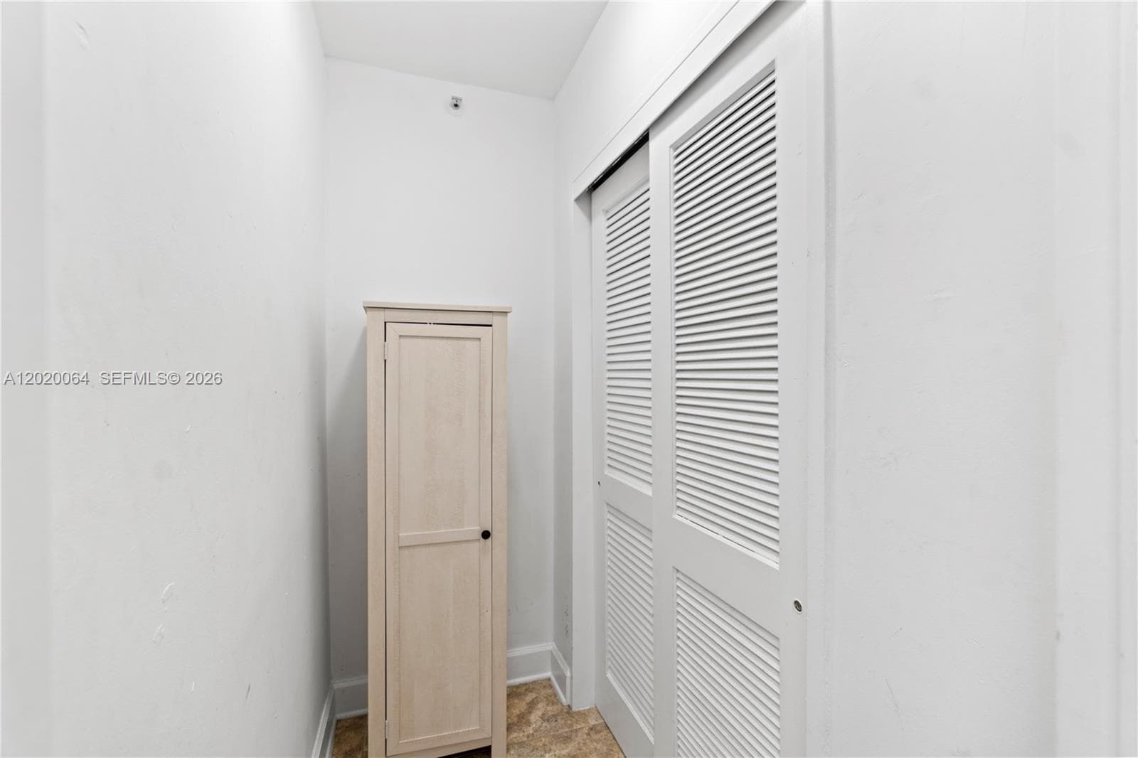 401 69th St # 1509, Miami Beach FL 33141 — 27