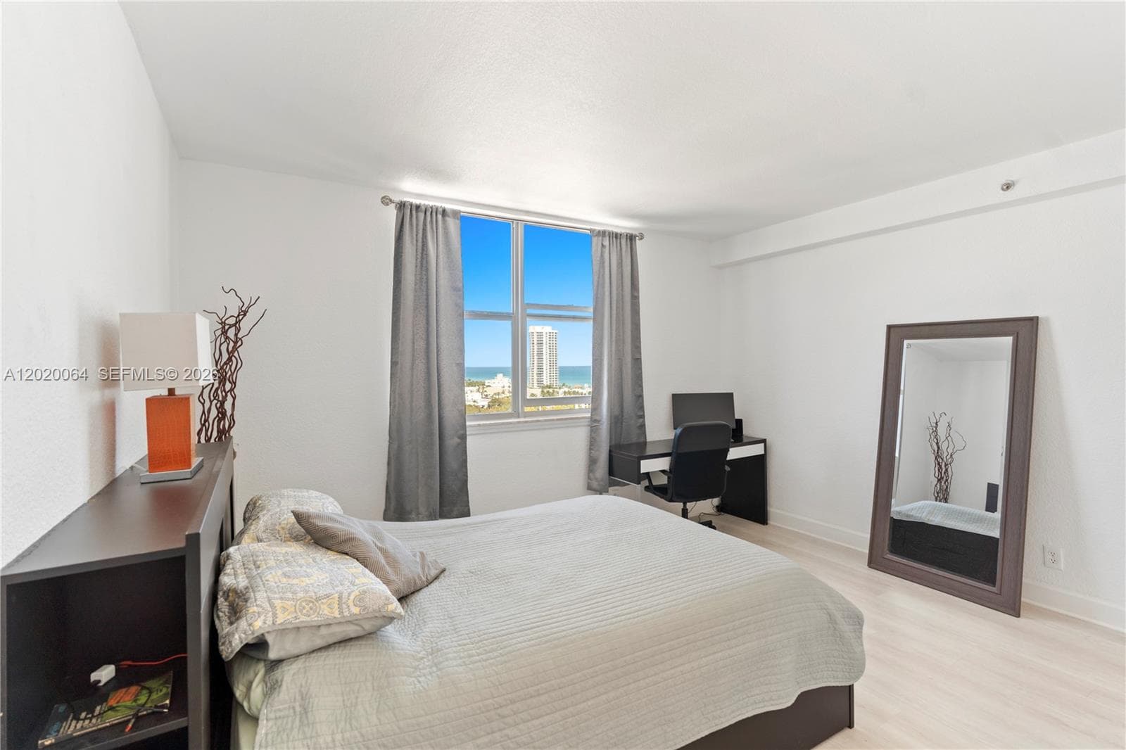 401 69th St # 1509, Miami Beach FL 33141 — 21