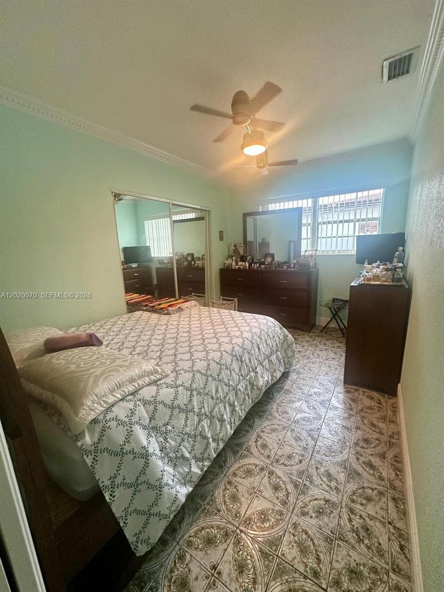 659 W 14th St, Hialeah FL 33010 — 11