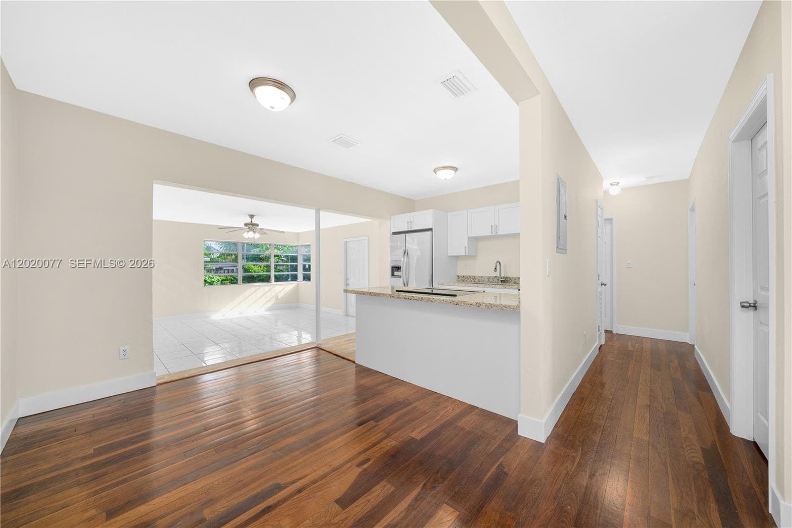 3271 NW 18th Ter, Miami FL 33125 — 2