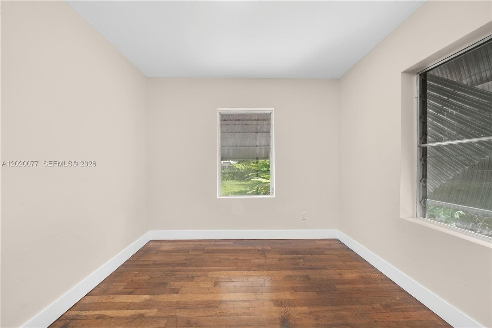 3271 NW 18th Ter, Miami FL 33125 — 10