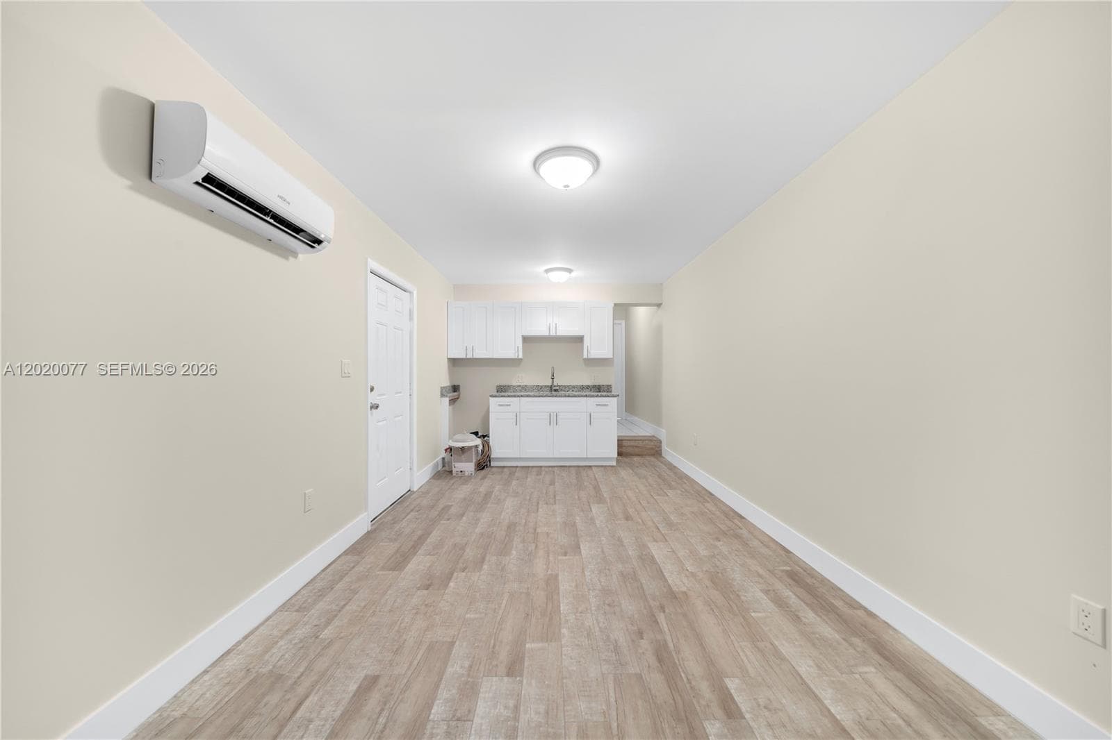 3271 NW 18th Ter, Miami FL 33125 — 33