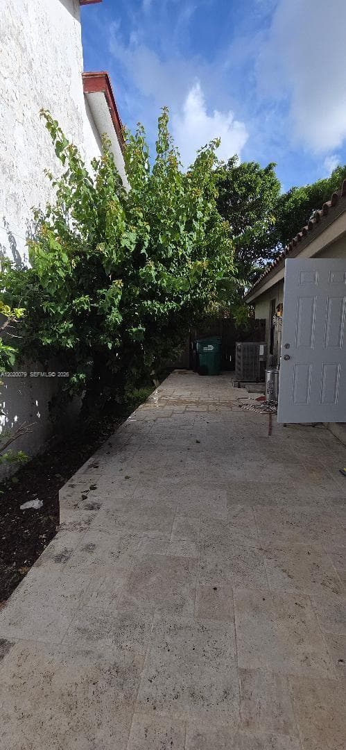 13611 SW 103rd St, Miami FL 33186 — 18