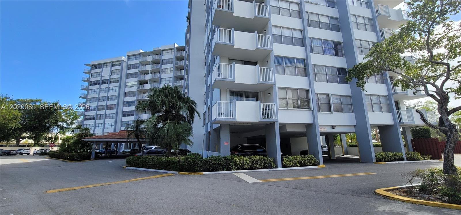 1200 NE Miami Gardens Dr # 1005W, Miami FL 33179 — 37
