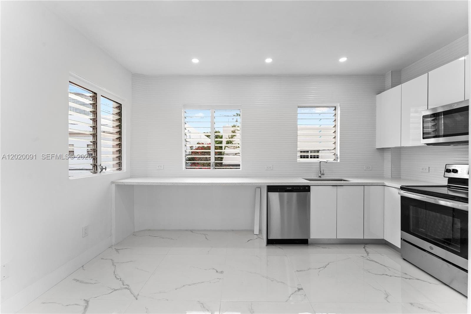 842 Meridian Ave # 2D, Miami Beach FL 33139 — 3