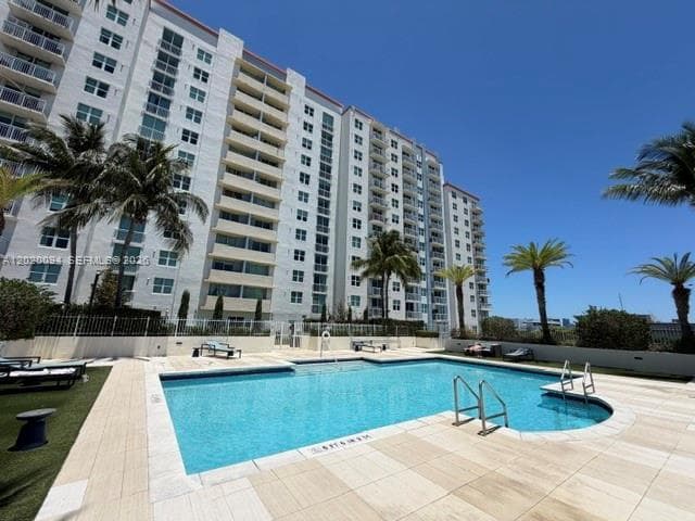 3000 Coral Way # 813, Miami FL 33145 — 1