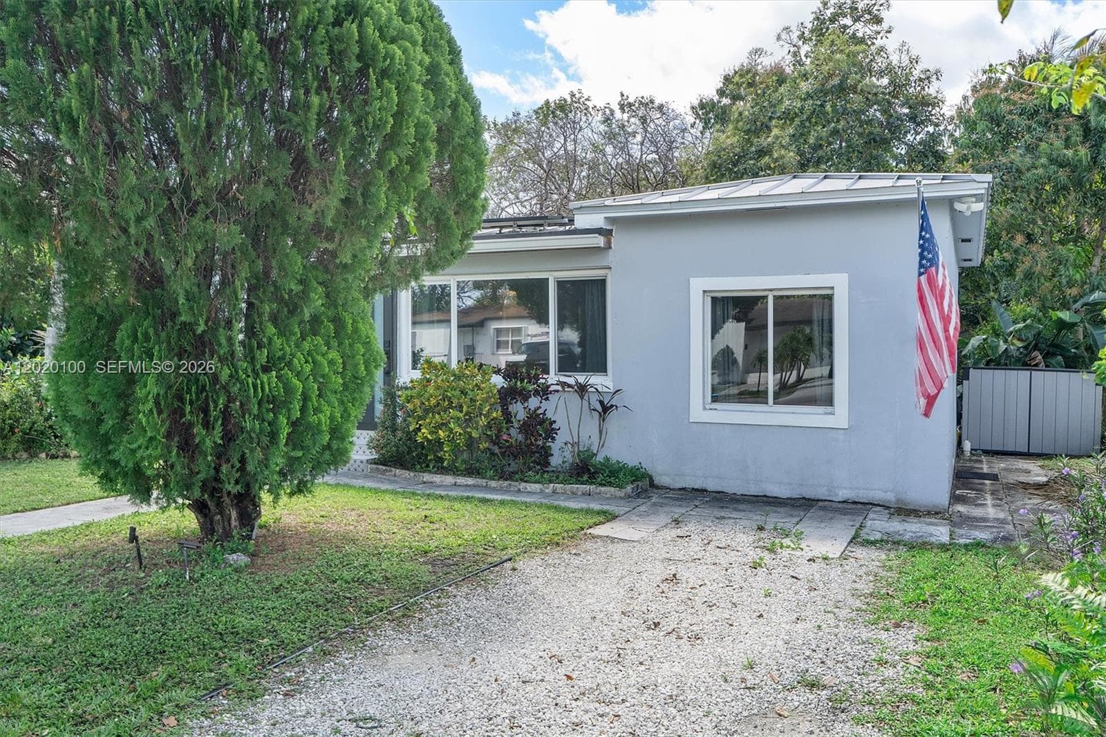 74 NW 117th St, Miami FL 33168 — 32