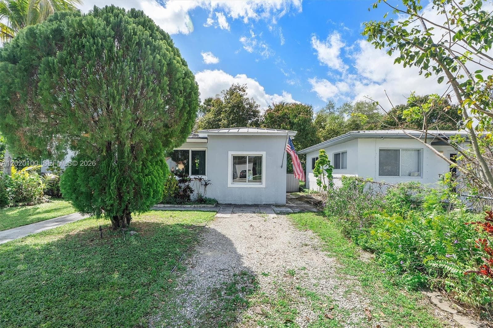 74 NW 117th St, Miami FL 33168 — 33