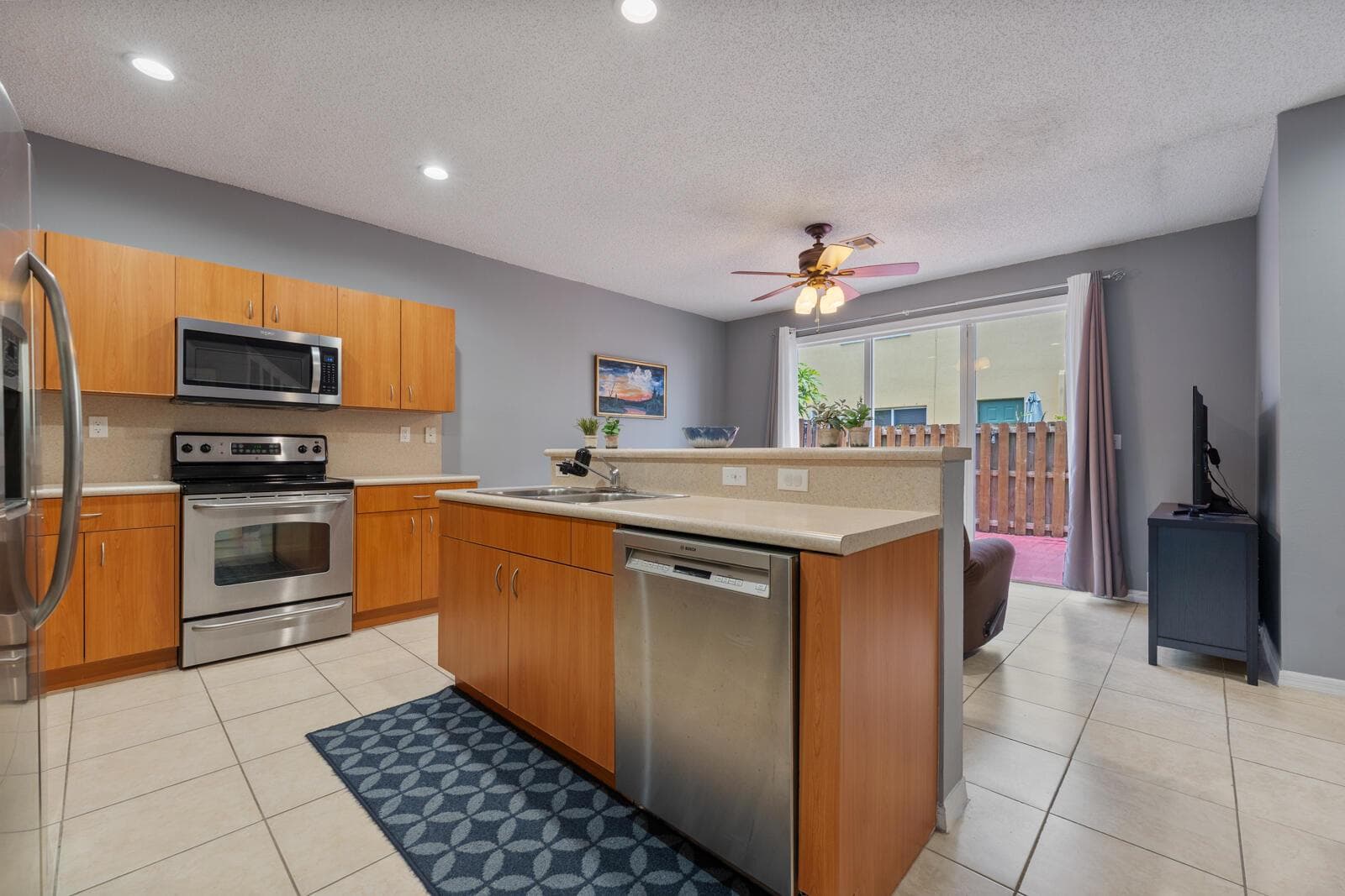 934 NE 42nd Terrace, Homestead FL 33033 — 3