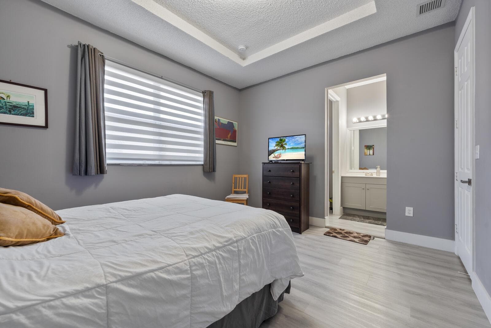 934 NE 42nd Terrace, Homestead FL 33033 — 24