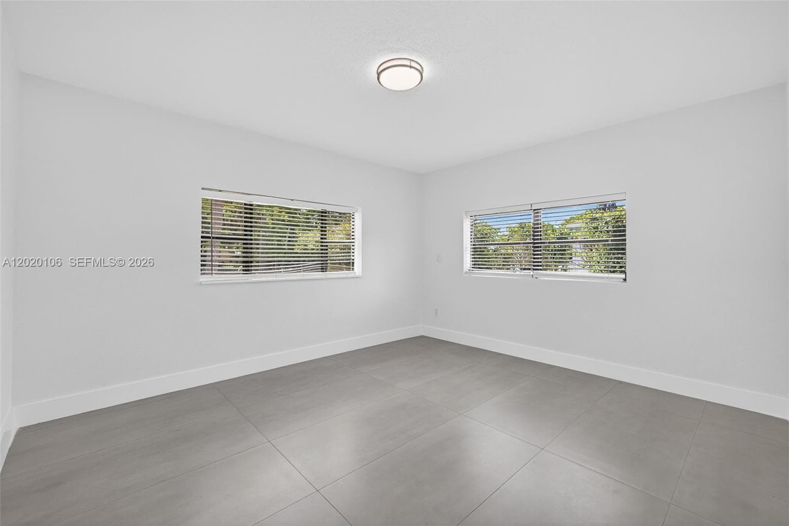 Fulford By Sea Sec E, North Miami Beach, FL — 16
