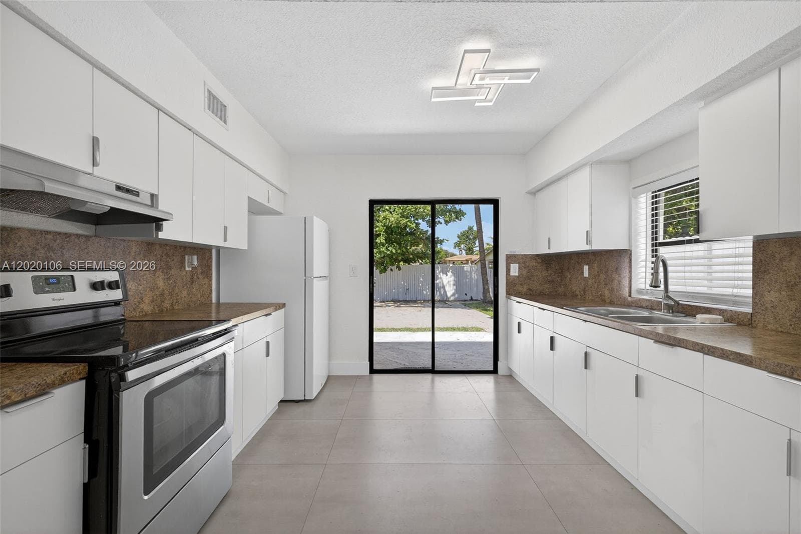 Fulford By Sea Sec E, North Miami Beach, FL — 7