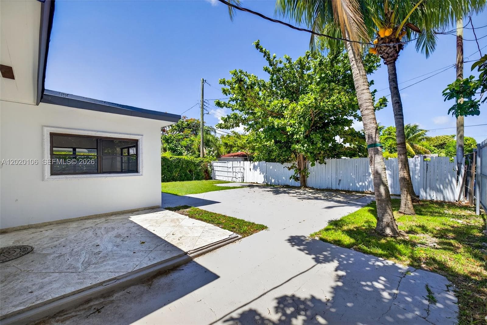 Fulford By Sea Sec E, North Miami Beach, FL — 35