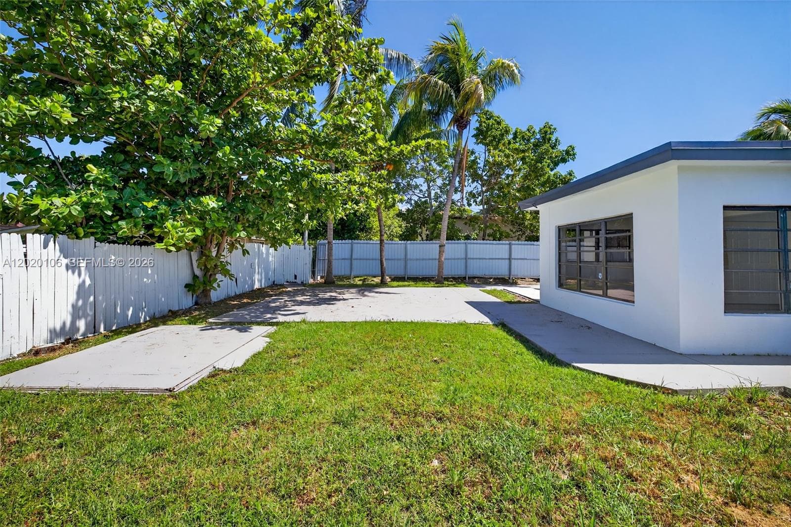 Fulford By Sea Sec E, North Miami Beach, FL — 31