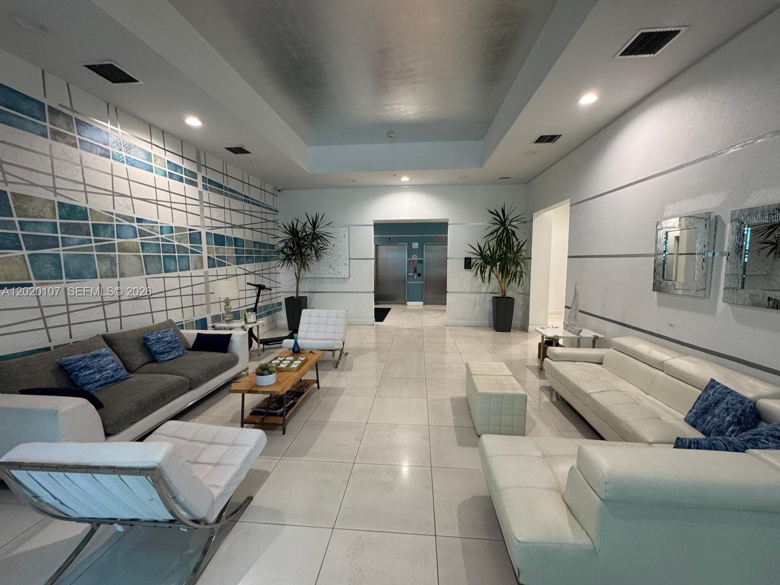 1723 SW 2nd Ave # 704, Miami FL 33129 — 2