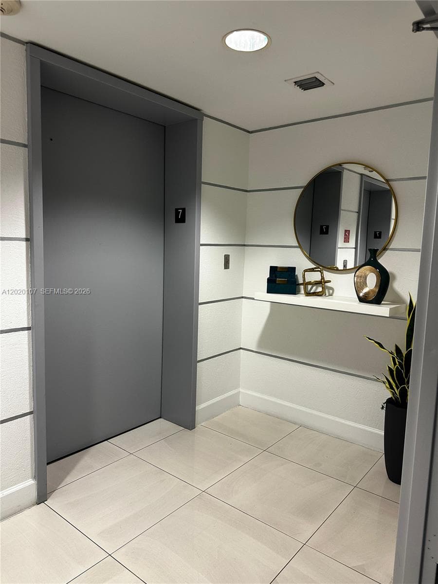 1723 SW 2nd Ave # 704, Miami FL 33129 — 14