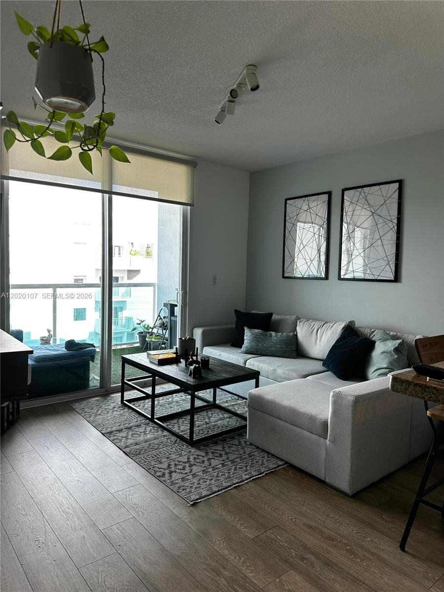 1723 SW 2nd Ave # 704, Miami FL 33129 — 4