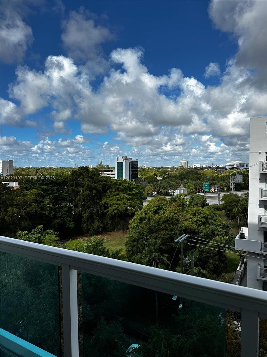 1723 SW 2nd Ave # 704, Miami FL 33129 — 8