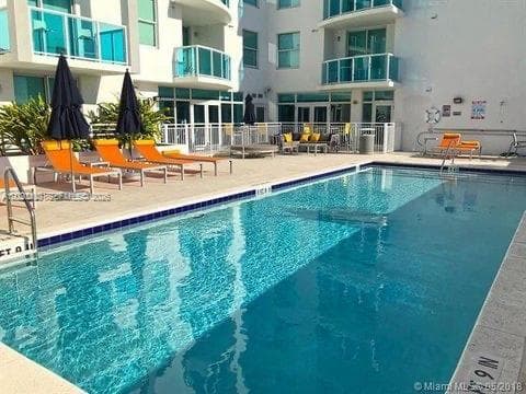 1723 SW 2nd Ave # 704, Miami FL 33129 — 25