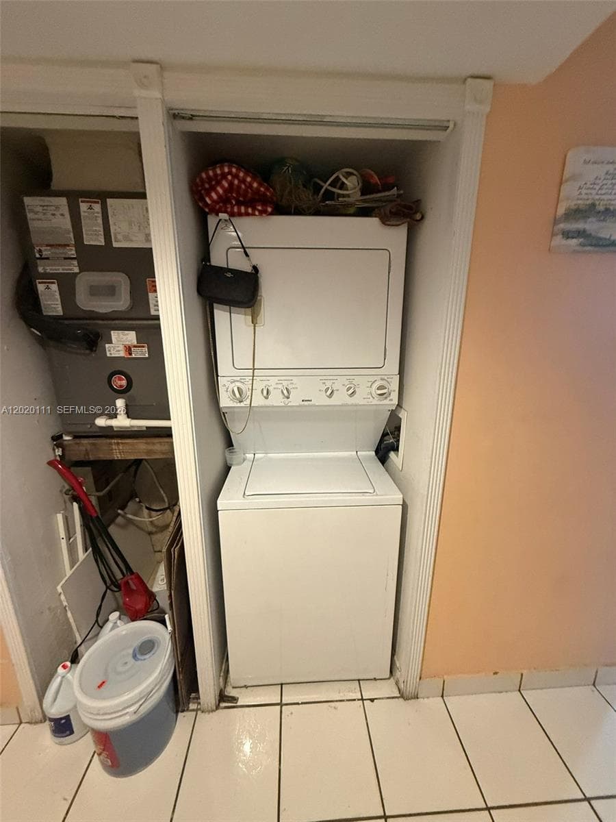 6780 W 2nd Ct # 313, Hialeah FL 33012 — 9